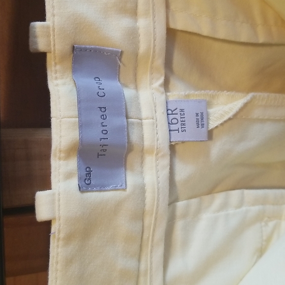 Gap Tailord Crop - Picture 2 of 2